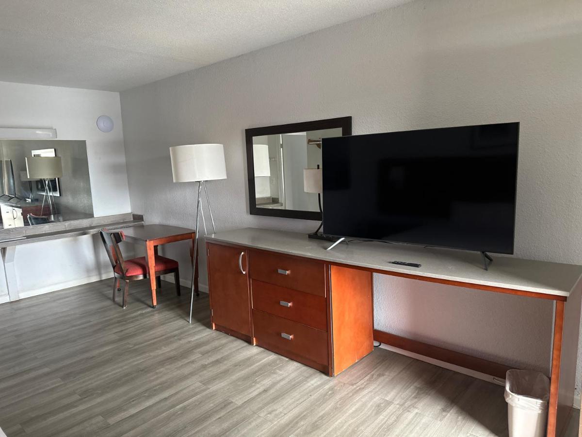 Travelodge By Wyndham Parker Ngoại thất bức ảnh